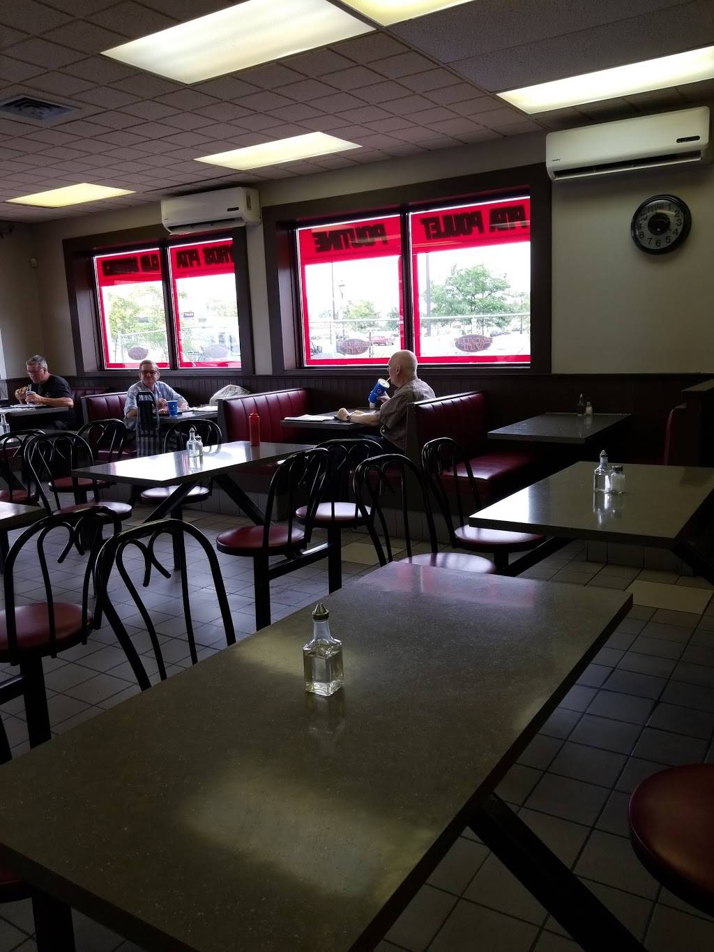 Restaurant Bouf-Vite | restaurant | 13088 Rue Sherbrooke E, Pointe-aux-Trembles, QC H1A 3W2, Canada | 5146429437 OR +1 514-642-9437