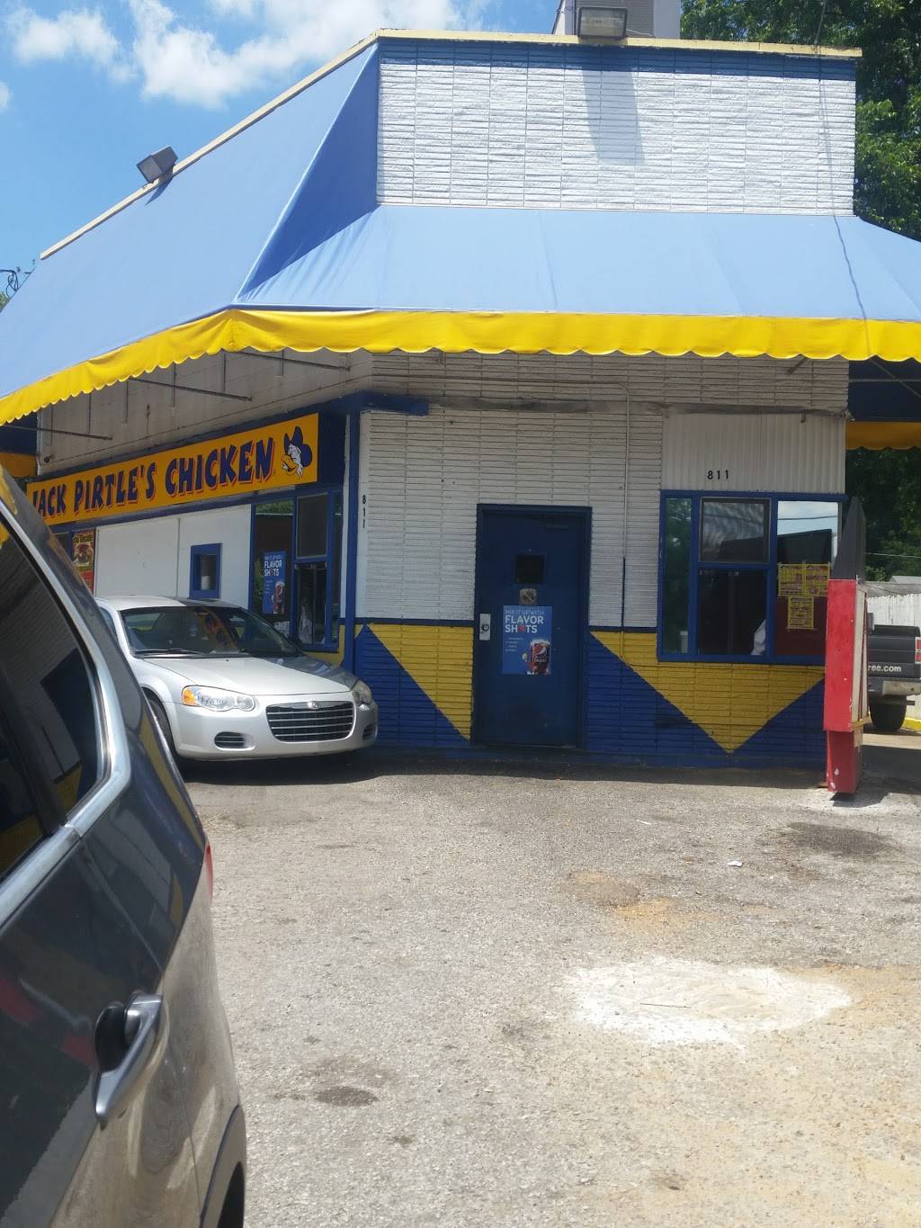 Jack Pirtle Fried Chicken | restaurant | 811 S Highland St, Memphis, TN 38111, USA | 9014589777 OR +1 901-458-9777