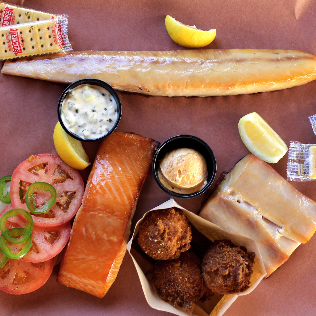 Tropical Smokehouse | restaurant | 3815 S Dixie Hwy, West Palm Beach, FL 33405, USA | 5613232573 OR +1 561-323-2573