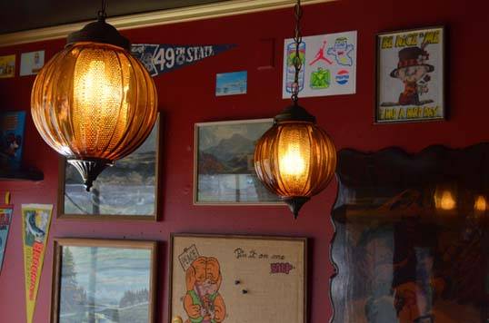 Sisters and Brothers | restaurant | 6031 Airport Way S, Seattle, WA 98108, USA | 2067623767 OR +1 206-762-3767