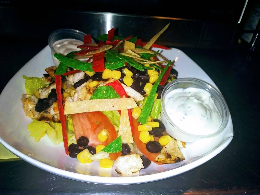 Chelas Restaurant & Bar | restaurant | 131 Newark Pompton Turnpike, Little Falls, NJ 07424, USA | 9738378588 OR +1 973-837-8588