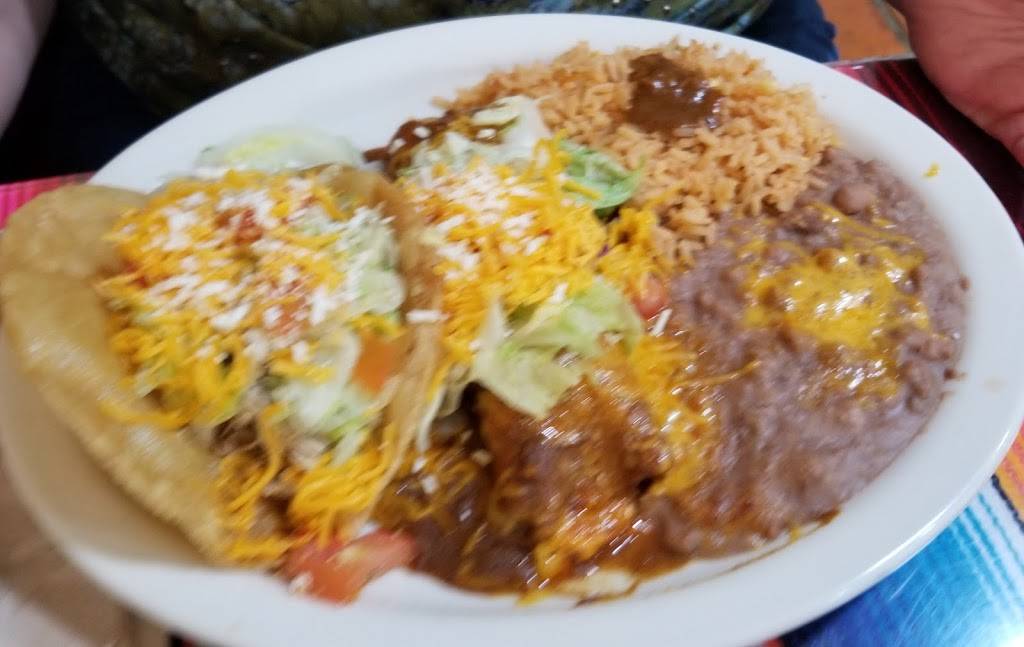 Chiquitas Mexican Restaurant | restaurant | 4110 Home Ave, San Diego, CA 92105, USA | 6192642072 OR +1 619-264-2072