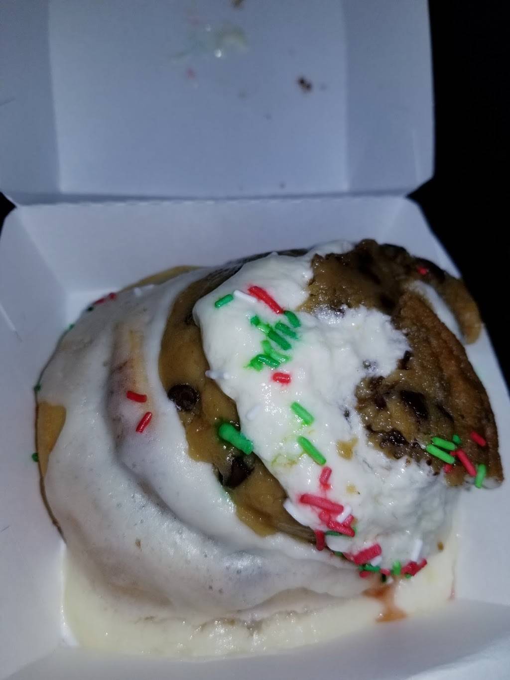 Cinnaholic | bakery | 1887 E Williams Field Rd Suite 103, Gilbert, AZ 85295, USA | 4805903159 OR +1 480-590-3159