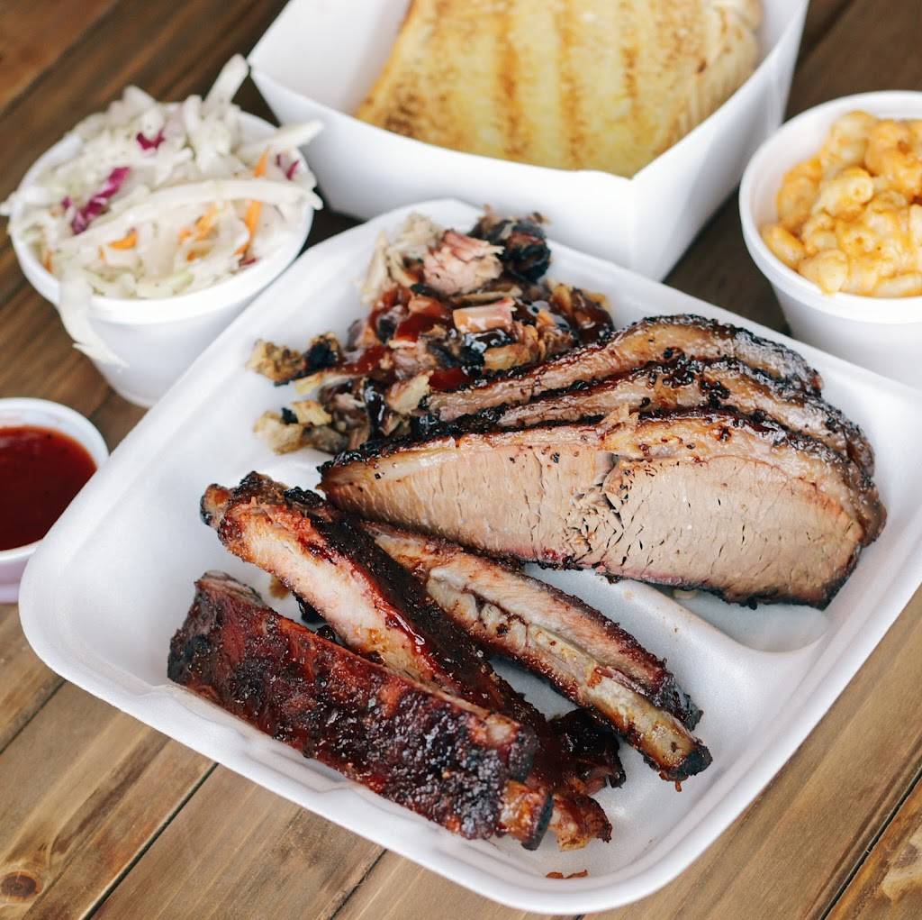 Arkins Sweet BBQ Pit | restaurant | 30140 Southfield Rd, Southfield, MI 48076, USA | 2487317397 OR +1 248-731-7397