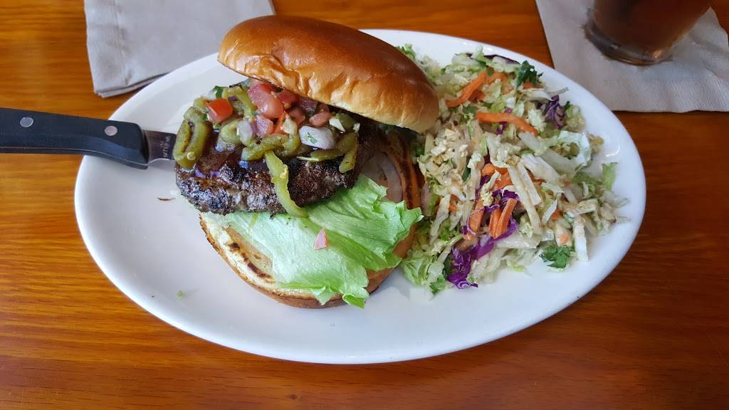 BJs Restaurant & Brewhouse | restaurant | 5500 Grossmont Blvd, La Mesa, CA 91942, USA | 6195897222 OR +1 619-589-7222