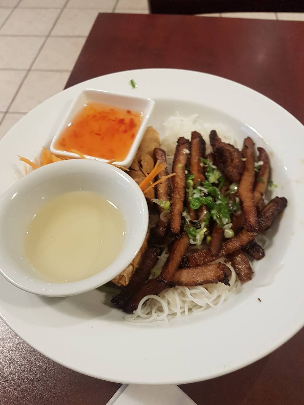 Mint Garden | restaurant | 17830 Leslie St, Newmarket, ON L3Y 3E5, Canada | 9059531377 OR +1 905-953-1377