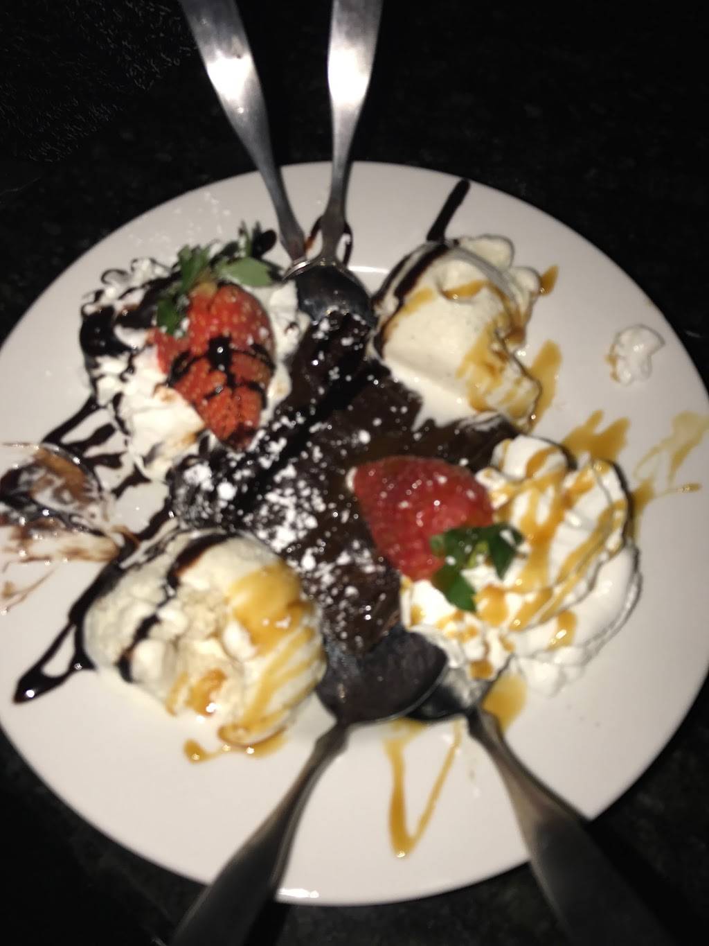 Mangieris Pizza Café | cafe | 2133 Lohmans Crossing Rd, Lakeway, TX 78734, USA | 5122630188 OR +1 512-263-0188