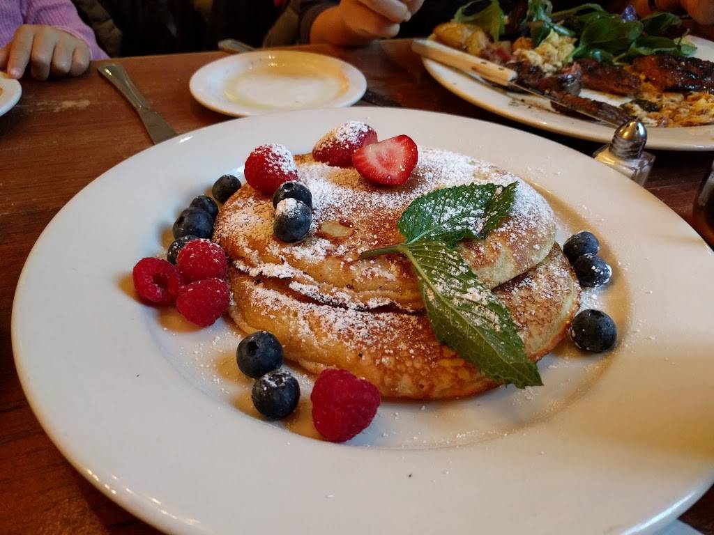 Pisticci | restaurant | 125 La Salle St, New York, NY 10027, USA | 2129323500 OR +1 212-932-3500