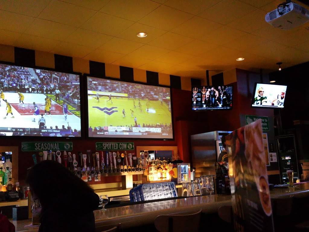 Buffalo Wild Wings | meal takeaway | 1819 West Stewart Ave, Wausau, WI 54401, USA | 7158459464 OR +1 715-845-9464