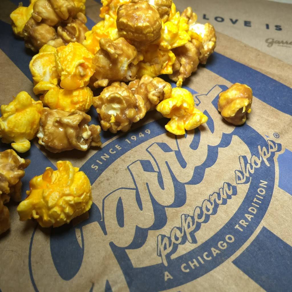 Garrett Popcorn Shops | meal takeaway | OHare International Airport (ORD), Terminal 1 Concourse B, 5600 Mannheim Rd, Chicago, IL 60666, USA | 8884767267 OR +1 888-476-7267