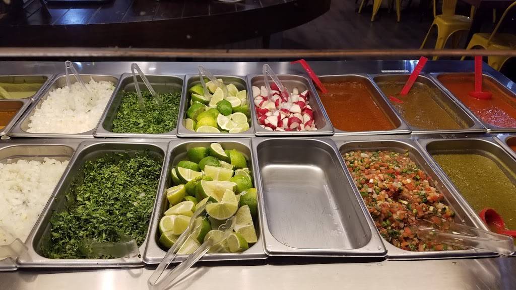 tacos la calle | restaurant | 8600 Beach Blvd Suite 101, Buena Park, CA 90620, USA | 7142365211 OR +1 714-236-5211