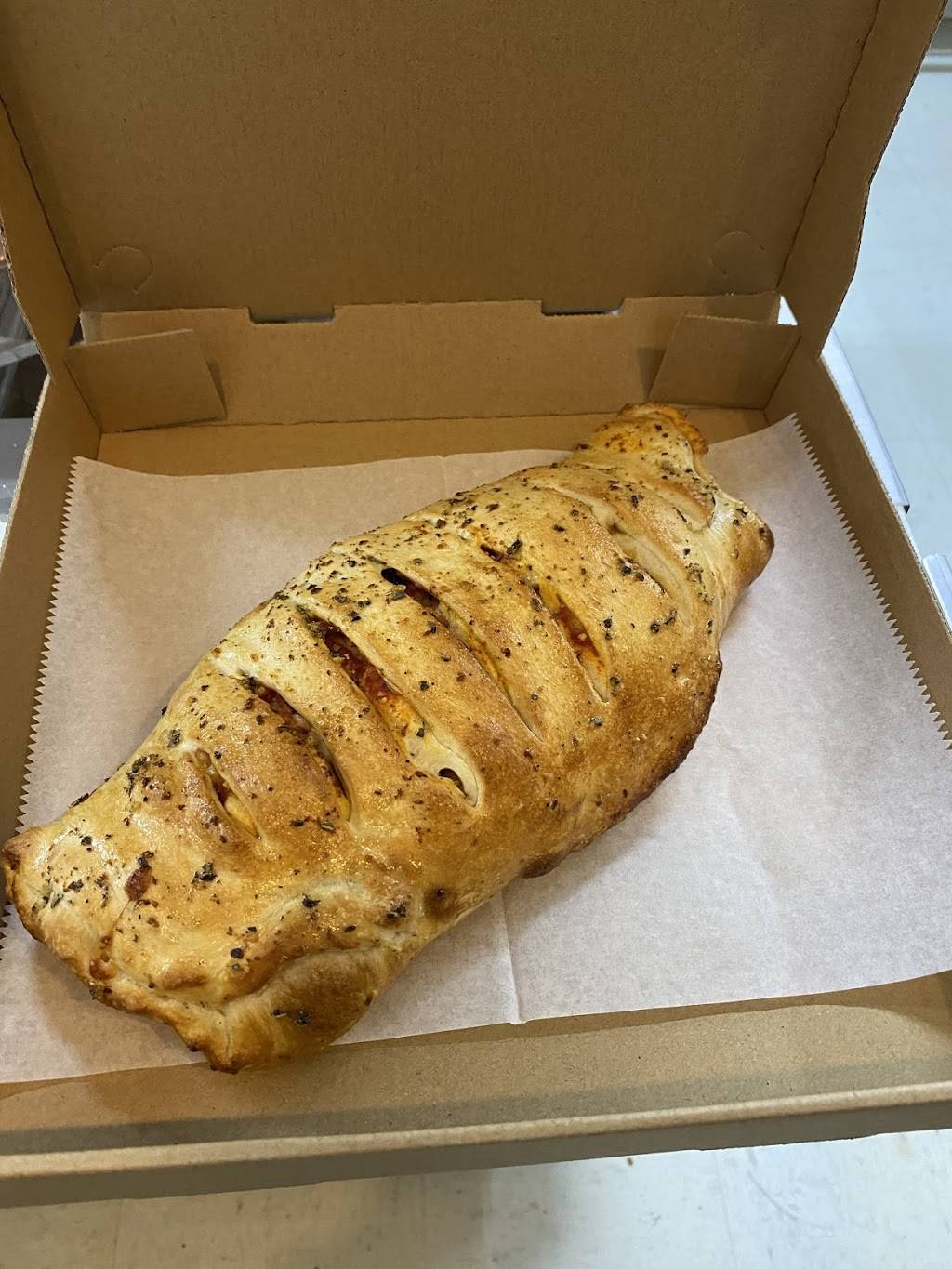 Wabash pizzeria and ice cream company | restaurant | 217 N Wabash Ave, Lakeland, FL 33815, USA | 8639373773 OR +1 863-937-3773