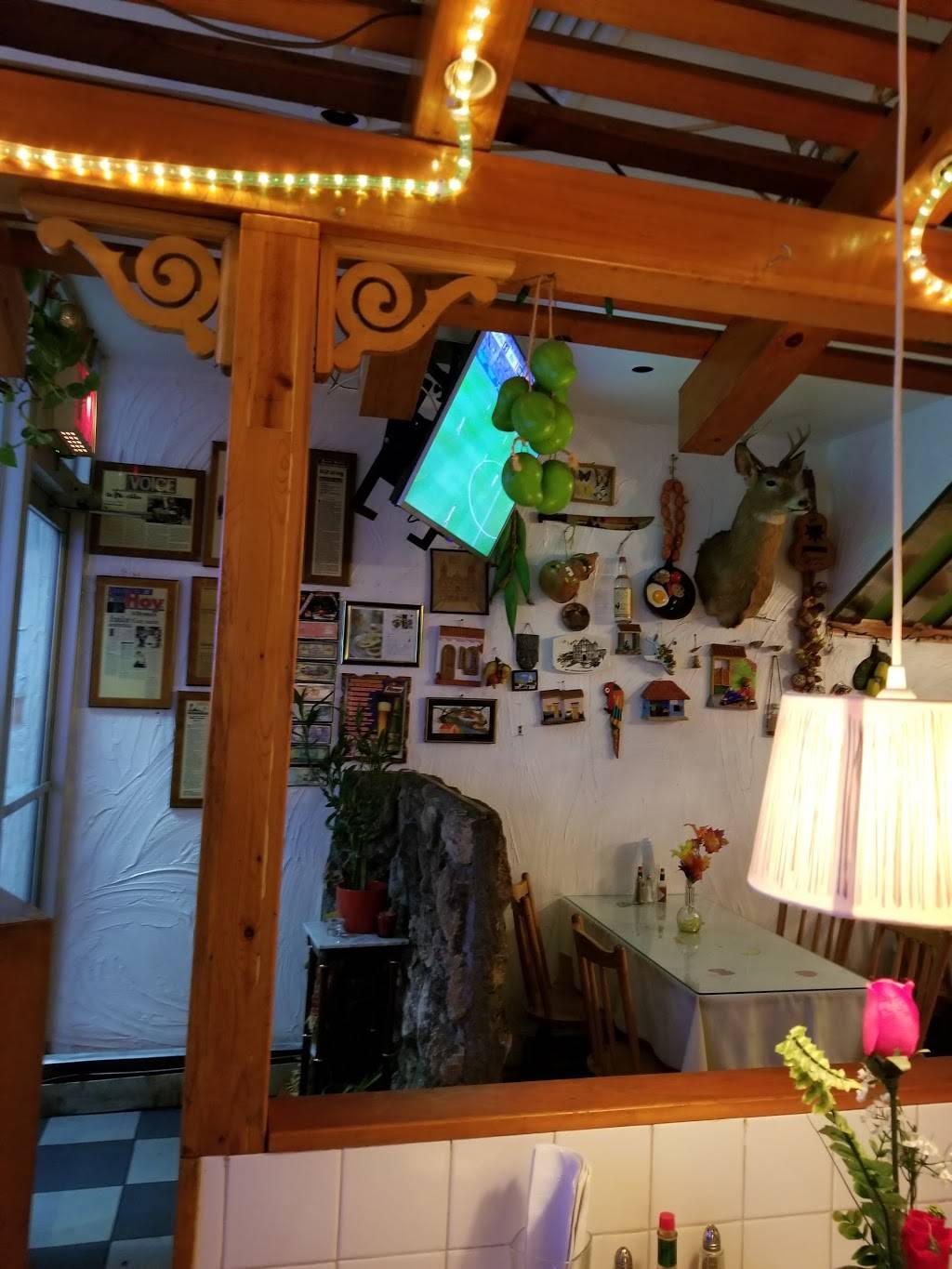 Izalco | restaurant | 64-05 Roosevelt Ave, Flushing, NY 11377, USA | 7185338373 OR +1 718-533-8373