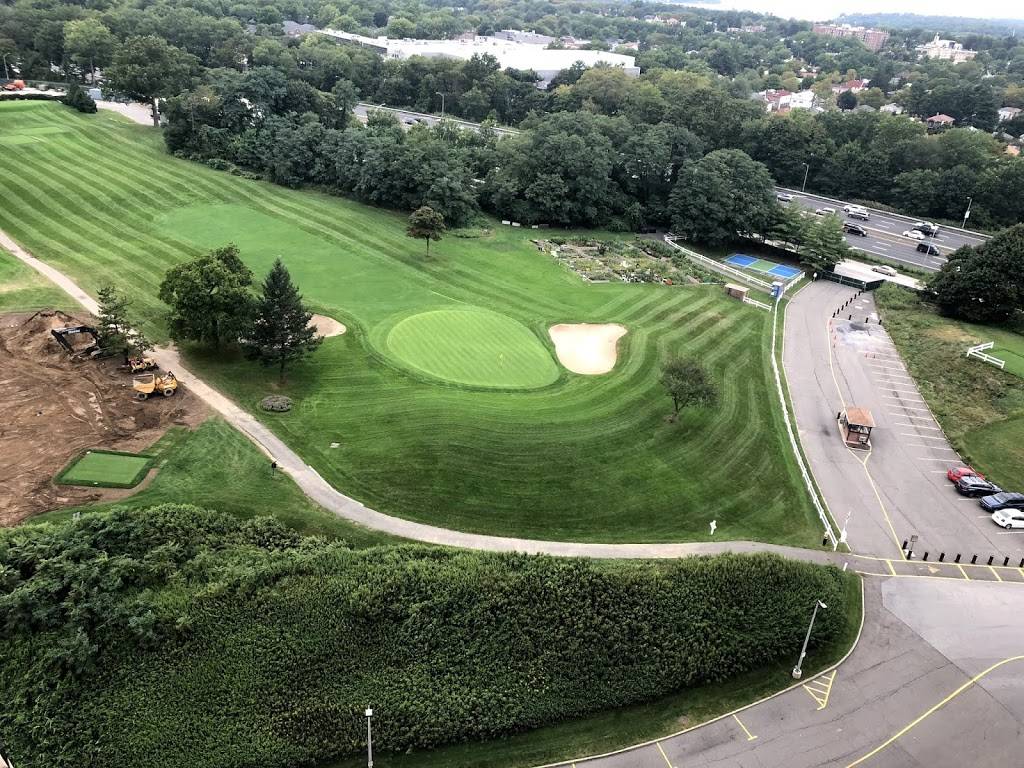 Towers on the Green Restaurant and Venue | restaurant | 272-48 Grand Central Pkwy, Queens, NY 11005, USA | 7188798920 OR +1 718-879-8920