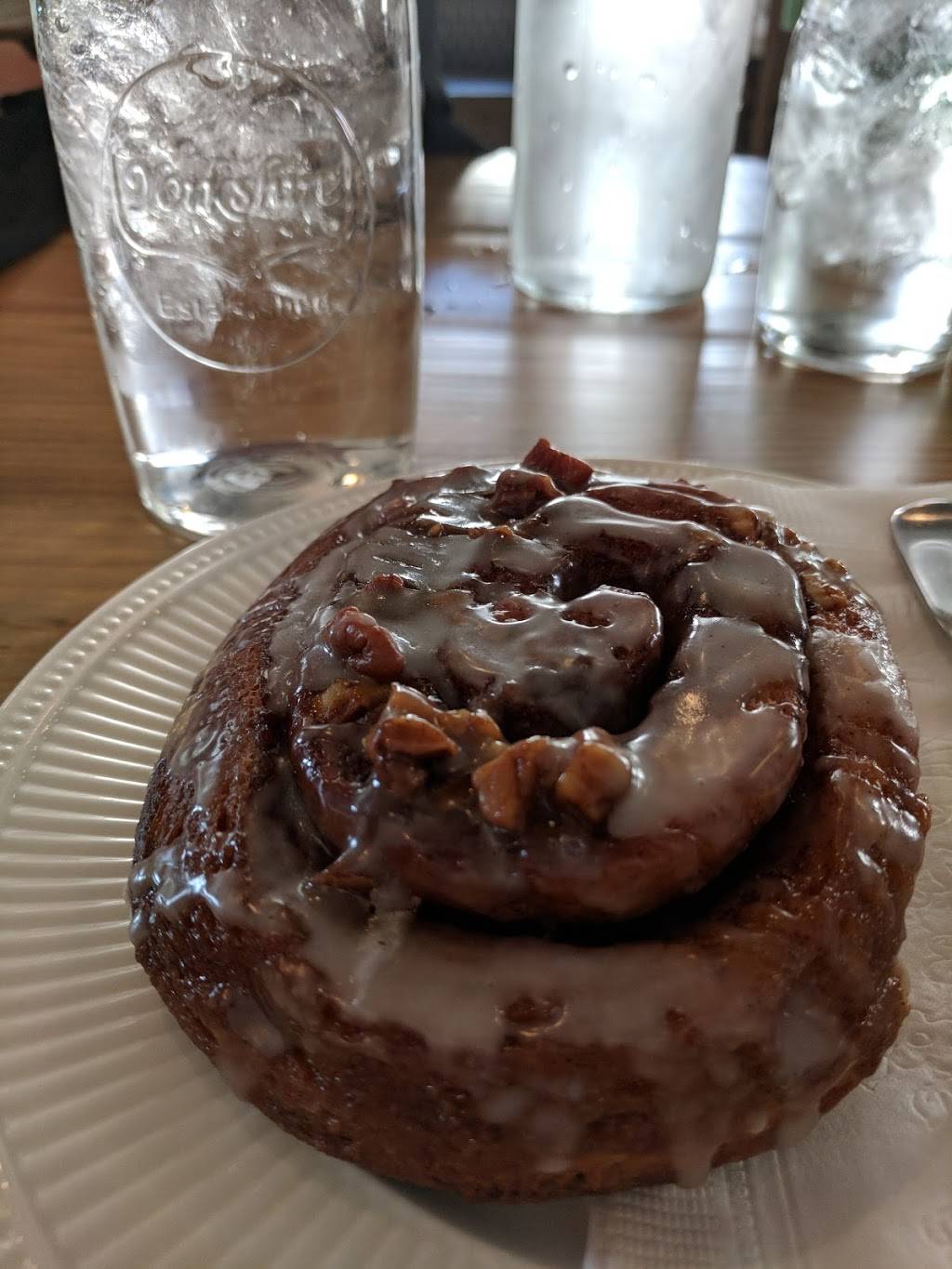 FLOUR-ISH | restaurant | Moreland Professional Building, 406 N Thompson St, Conroe, TX 77301, USA | 9365211007 OR +1 936-521-1007