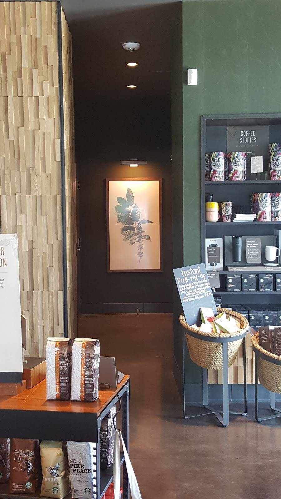 Starbucks | cafe | 689 W Olive Ave STE 101, Merced, CA 95348, USA | 2096285583 OR +1 209-628-5583