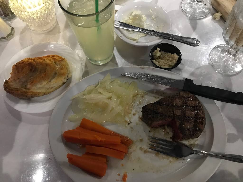 Woodys Steak House | restaurant | 1321 La Salle St, Ottawa, IL 61350, USA | 8154332400 OR +1 815-433-2400