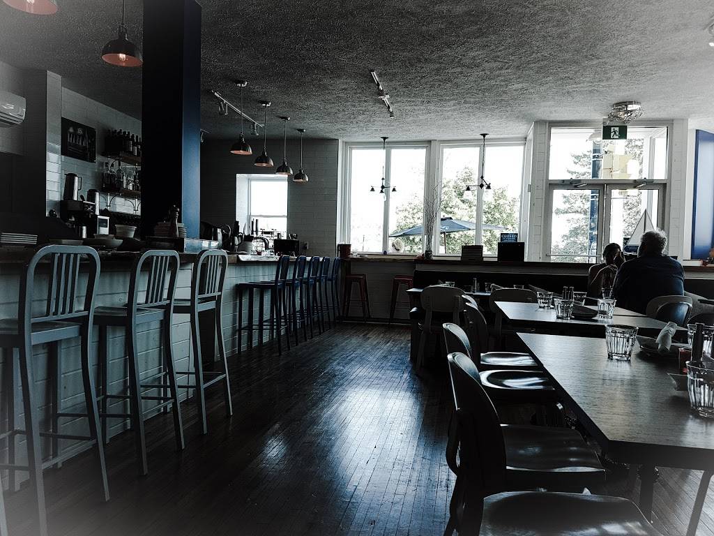 Lago Trattoria | restaurant | 301 Main St, Port Dover, ON N0A 1N0, Canada | 5195833337 OR +1 519-583-3337