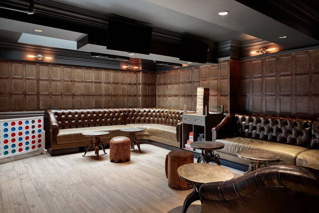 Clinton Hall | restaurant | 16 W 36th St, New York, NY 10018, USA | 2126950036 OR +1 212-695-0036