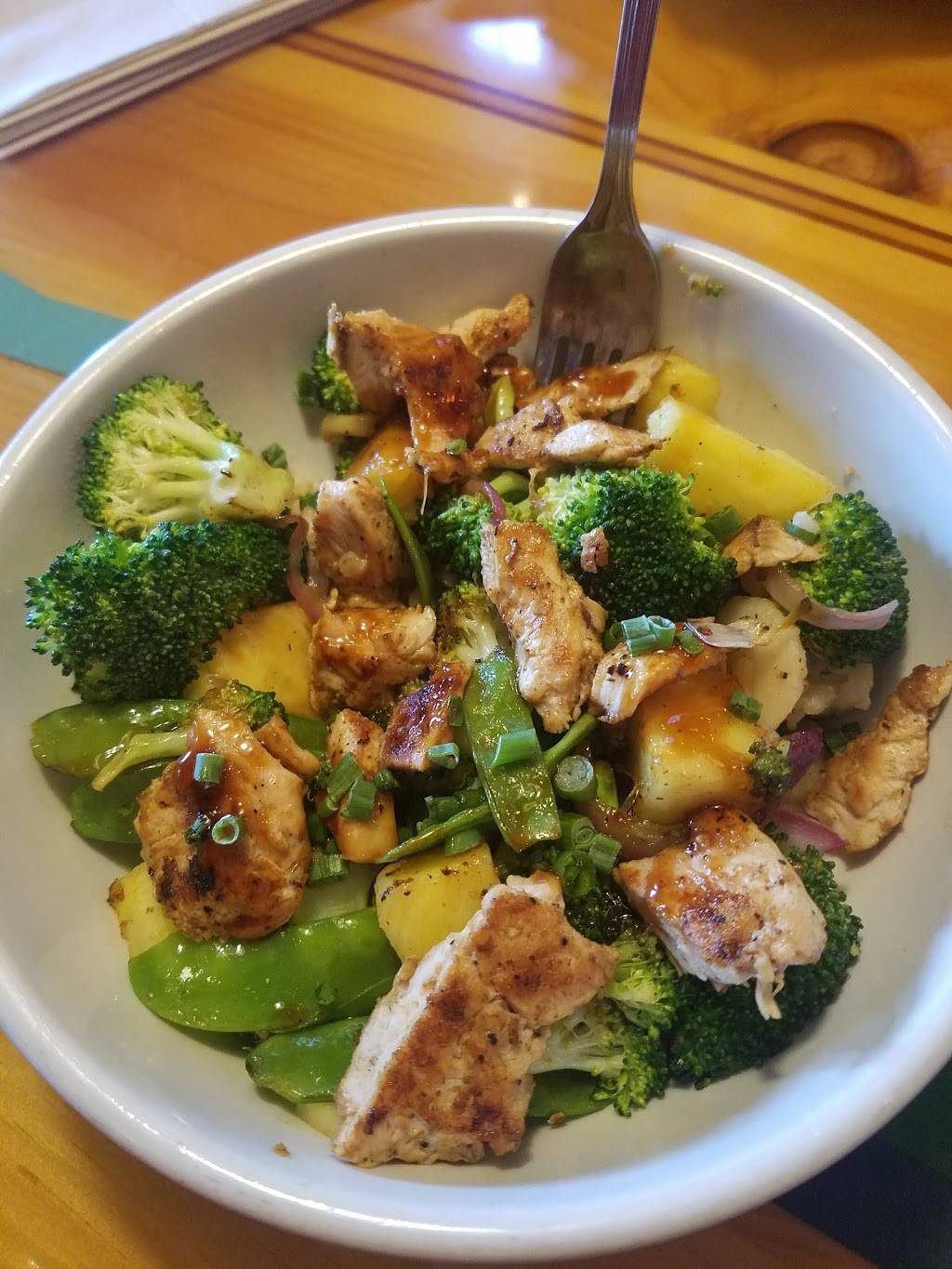 Islands Restaurant Avondale | restaurant | 10055 W McDowell Rd, Avondale, AZ 85392, USA | 6239071214 OR +1 623-907-1214