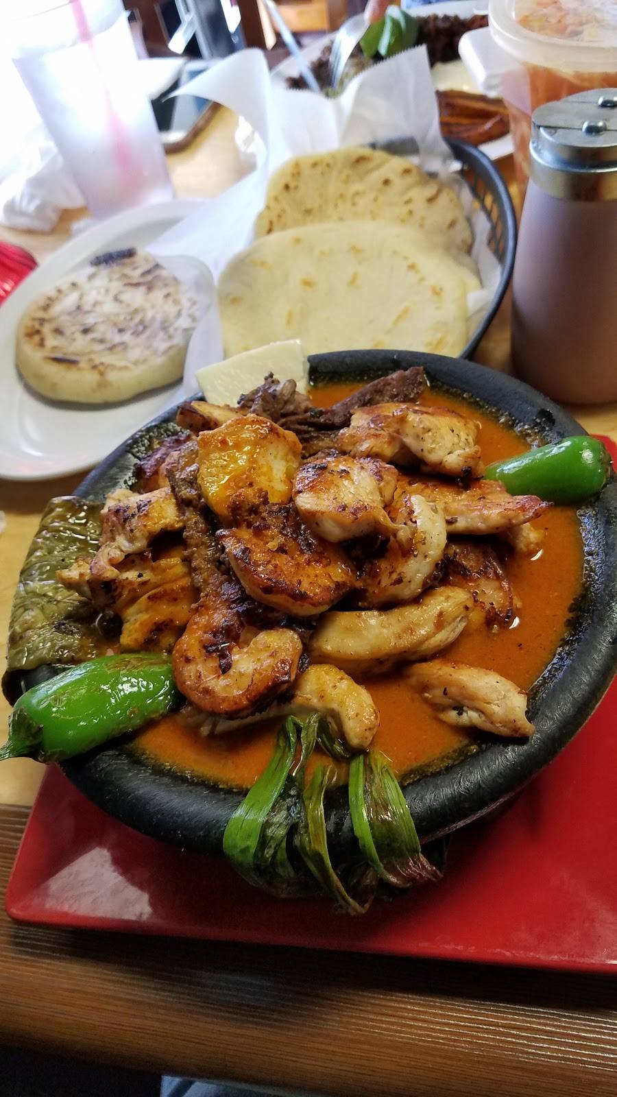 Rancho La Perla Restaurant | restaurant | 3700 Van Buren Boulevard, Riverside, CA 92503, USA | 9516888682 OR +1 951-688-8682