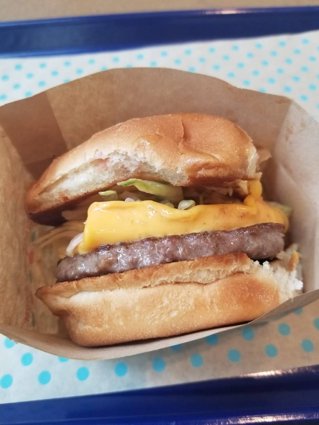 Great State Burger | restaurant | 575 Bellevue Square, Bellevue, WA 98004, USA | 4255342345 OR +1 425-534-2345