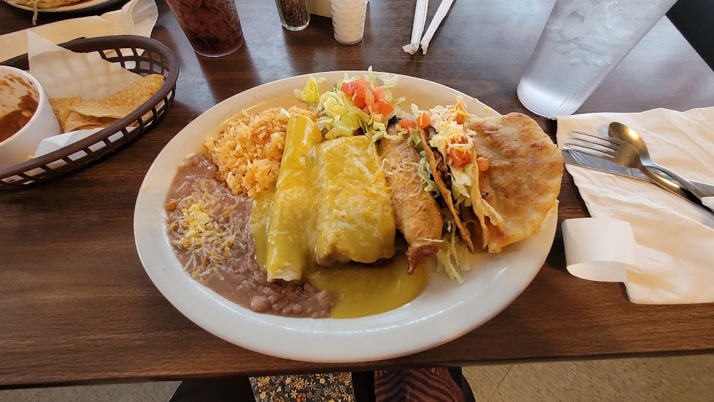 Ramonas Cafe | restaurant | 904 E Motel Dr, Lordsburg, NM 88045, USA | 5755423030 OR +1 575-542-3030