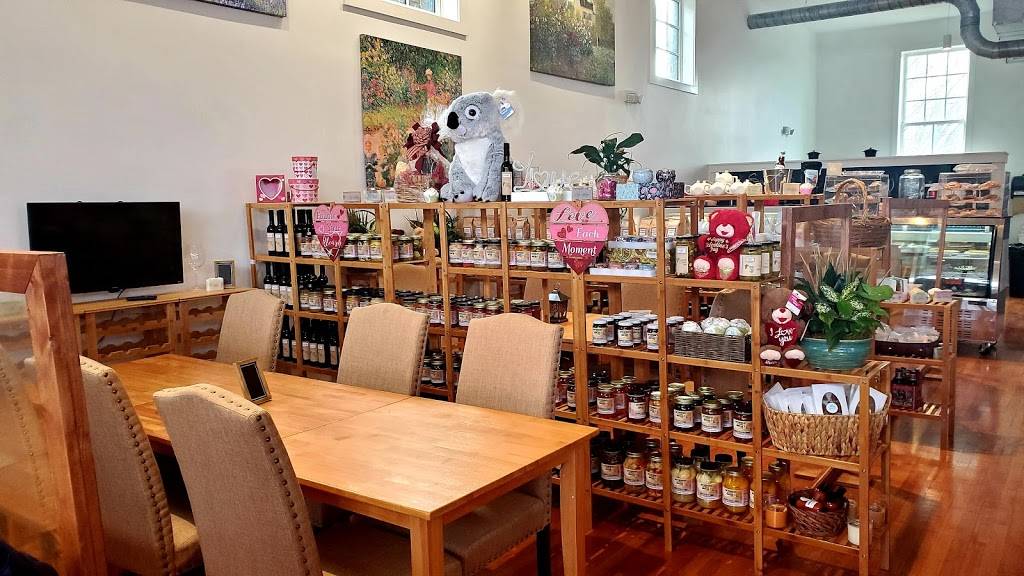 The Flower Pot | restaurant | 1520 Washington Ave, Knoxville, TN 37917, USA | 8008247792 OR +1 800-824-7792