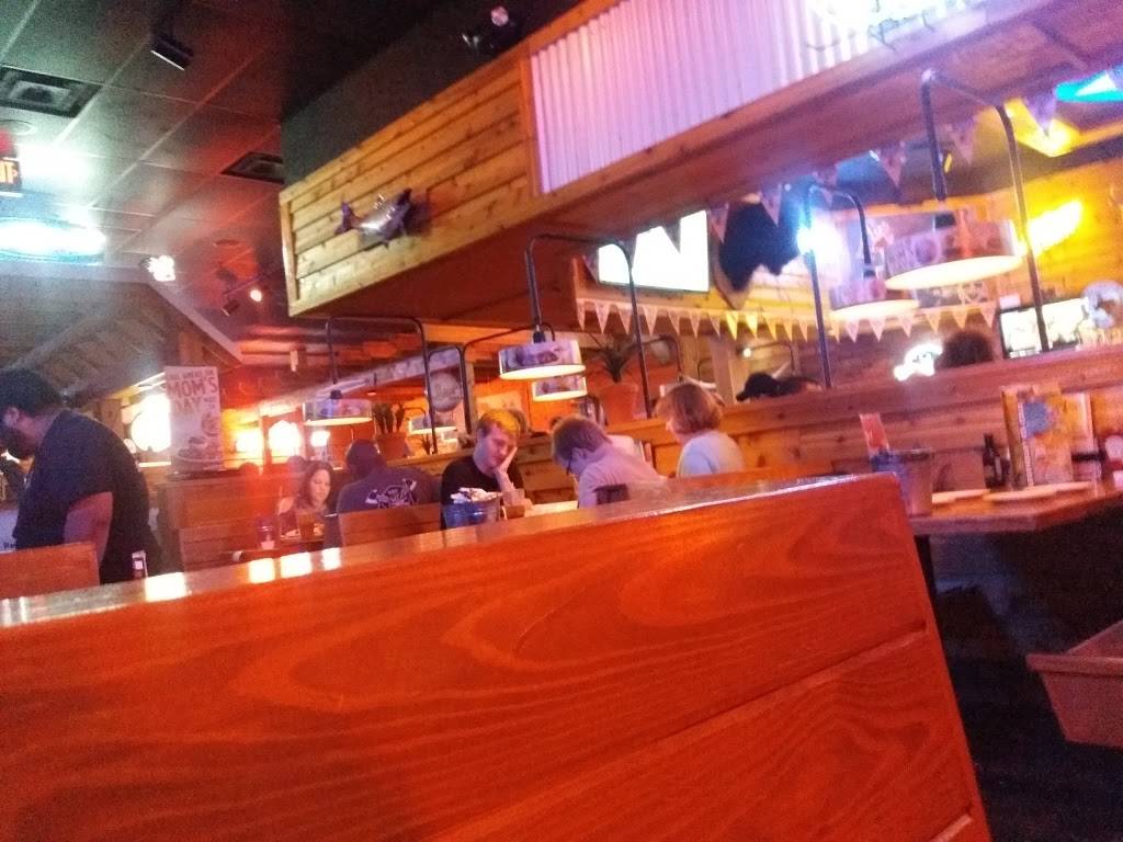 Texas Roadhouse | restaurant | 100 Highway 332 West Suite 1126, Lake Jackson, TX 77566, USA | 9792997427 OR +1 979-299-7427