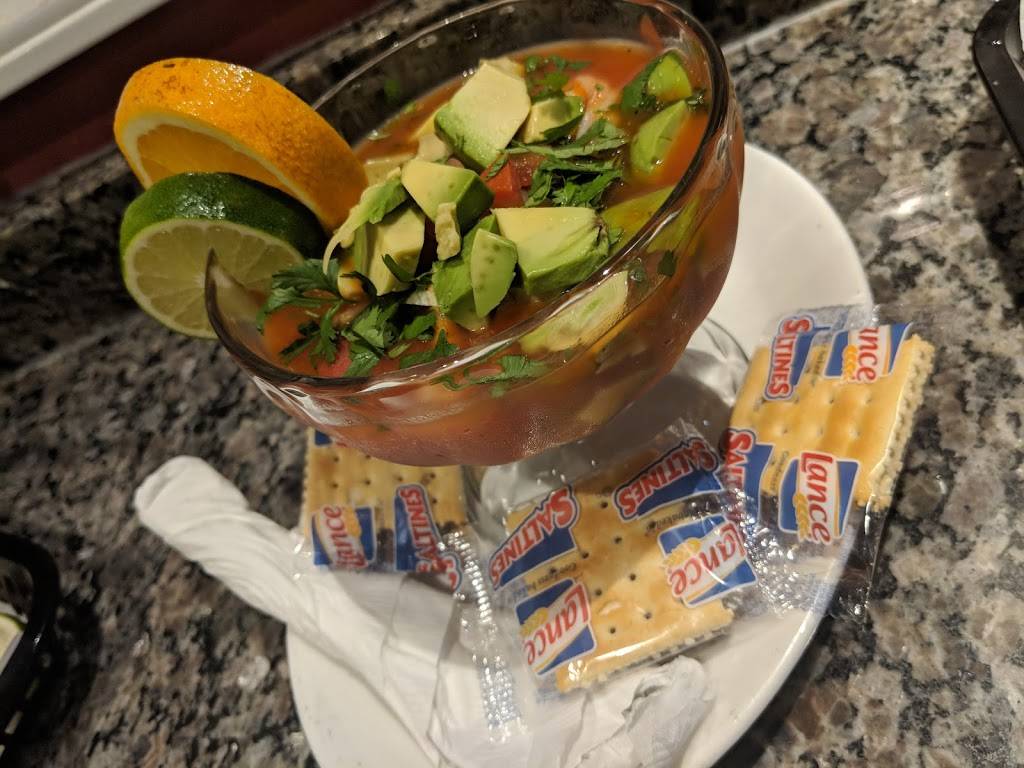 Taqueria La Fogata | restaurant | 3930 W Montrose Ave, Chicago, IL 60618, USA | 7735090902 OR +1 773-509-0902