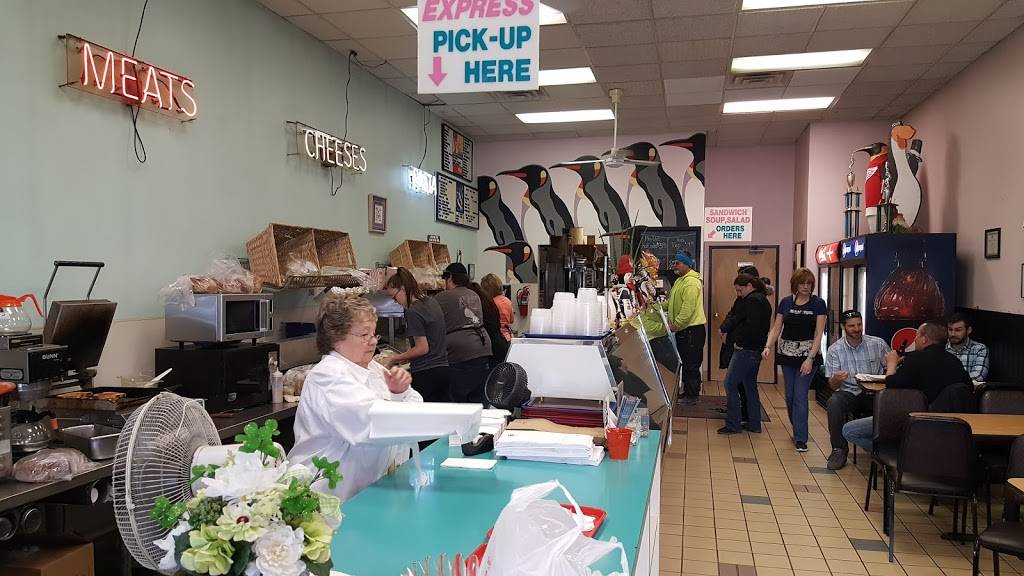 La Penguina Deli | restaurant | 4838 Greenfield Rd, Dearborn, MI 48126, USA | 3139456633 OR +1 313-945-6633