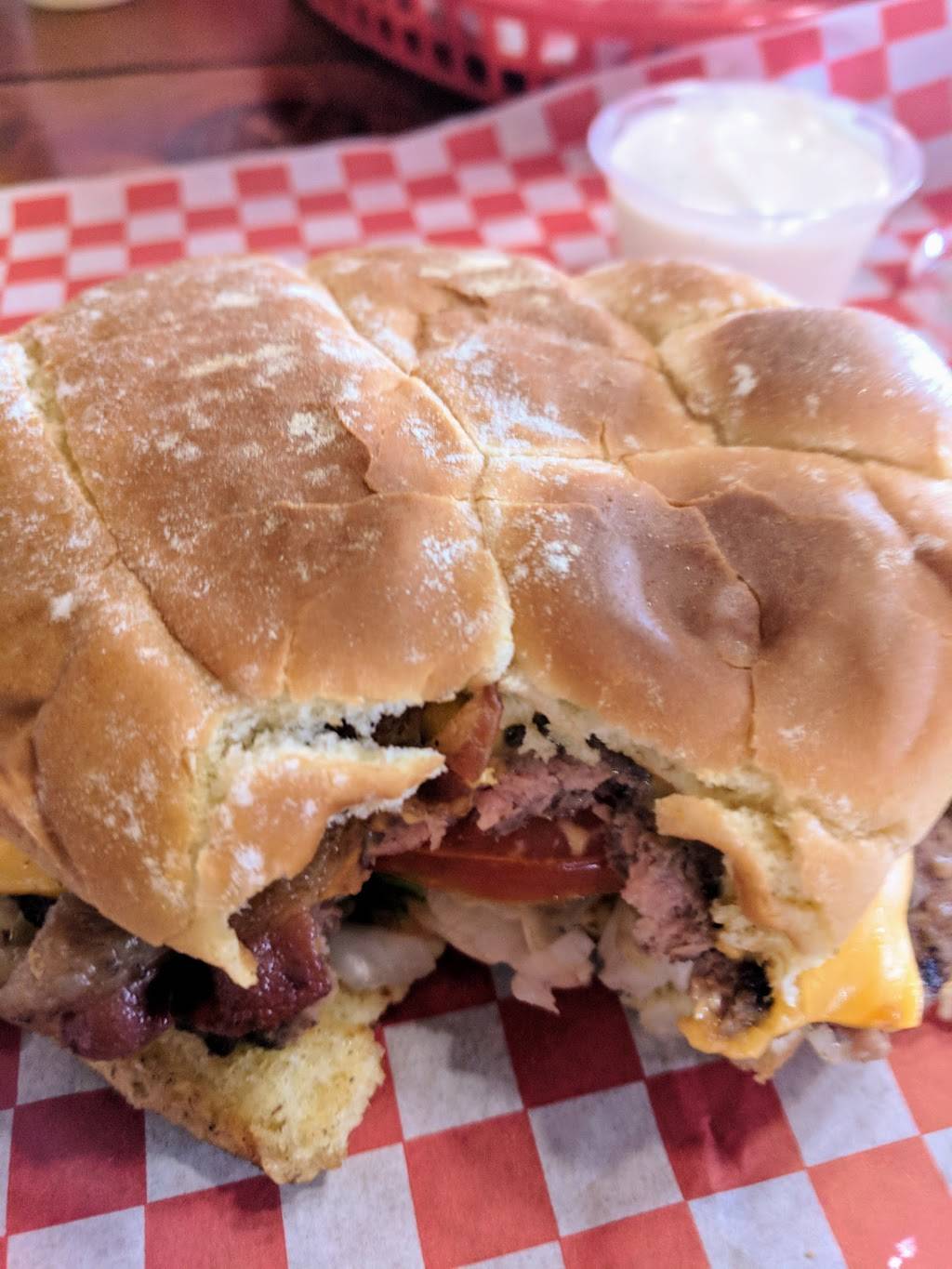 Angelos Hamburgers | restaurant | 511 S State College Blvd, Anaheim, CA 92806, USA | 7145331401 OR +1 714-533-1401