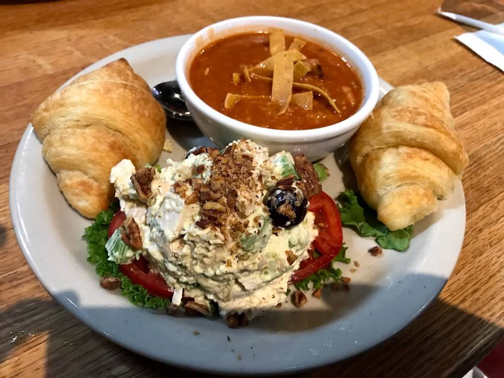 Raffertys Restaurant & Bar Kennesaw | restaurant | 2501 Cobb Pl Ln NW, Kennesaw, GA 30144, USA | 7707928001 OR +1 770-792-8001