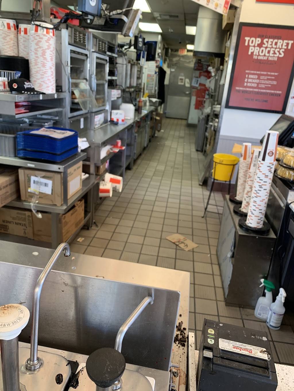 KFC | restaurant | 1551 S Havana St, Aurora, CO 80012, USA | 3037551196 OR +1 303-755-1196