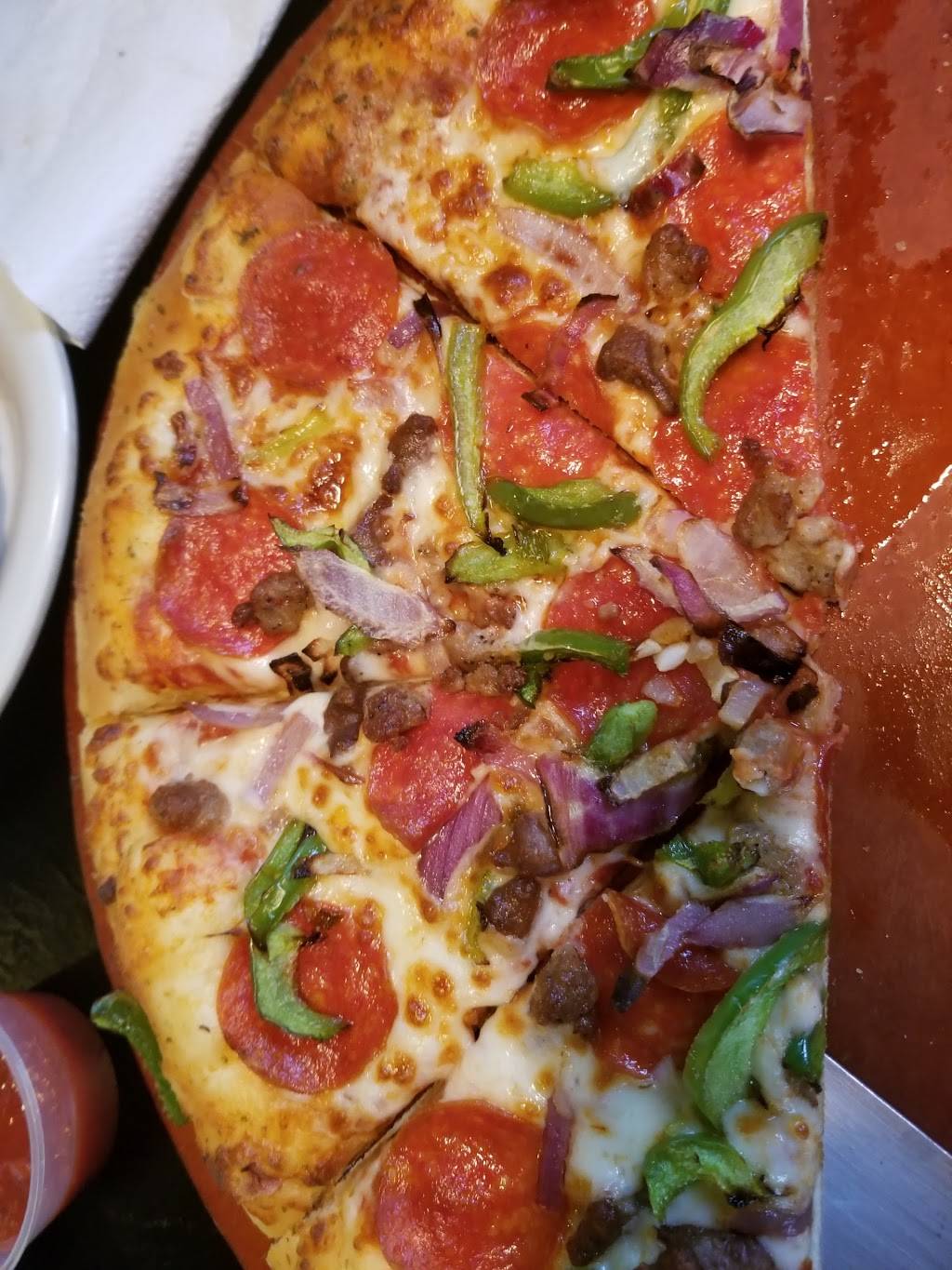 Pizza Hut | restaurant | 428 N Broad St, Fairborn, OH 45324, USA | 9378787940 OR +1 937-878-7940