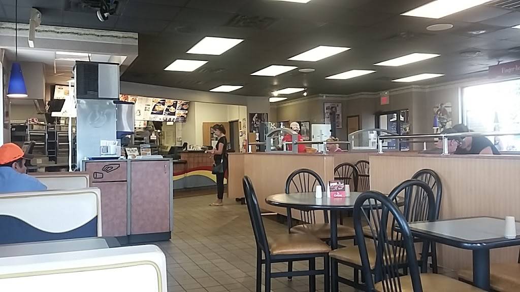 KFC | restaurant | 700 W Trenton Ave, Findlay, OH 45840, USA | 4194237303 OR +1 419-423-7303