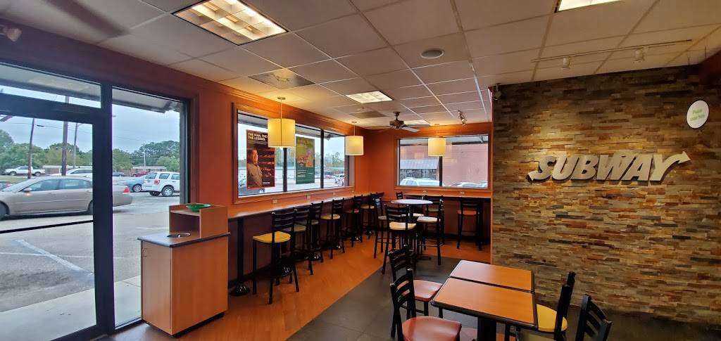 Subway | restaurant | 613 N 2nd St, Booneville, MS 38829, USA | 6627285004 OR +1 662-728-5004