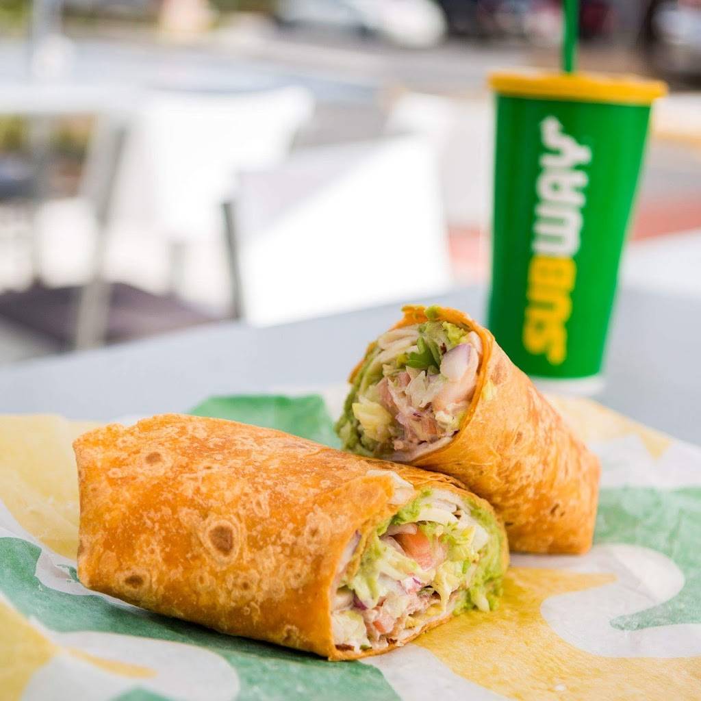Subway Restaurants | restaurant | 958 Parkway Ave, Ewing Township, NJ 08618, USA | 6096719040 OR +1 609-671-9040