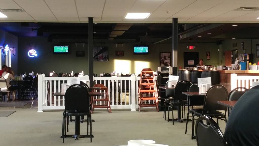 The Pickle Lounge and Northside Lanes | restaurant | 1776 Independence Parkway, Hartford City, IN 47348, USA | 7653474186 OR +1 765-347-4186