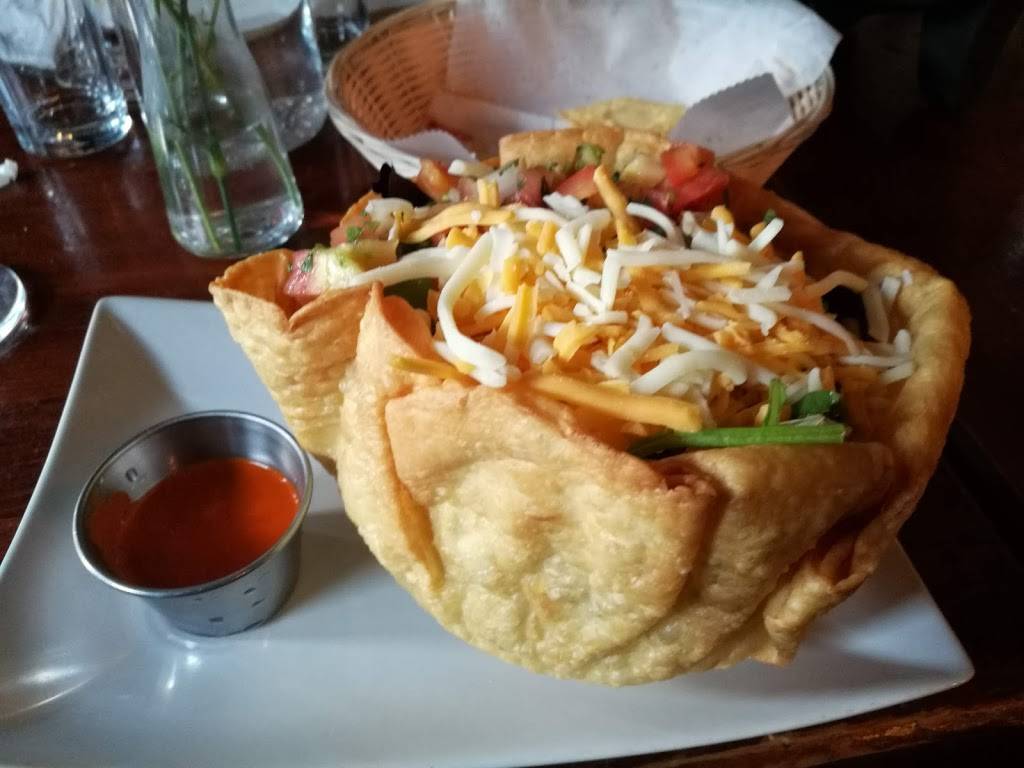 Friducha | restaurant | 946 Manhattan Ave, Brooklyn, NY 11222, USA | 7183830026 OR +1 718-383-0026