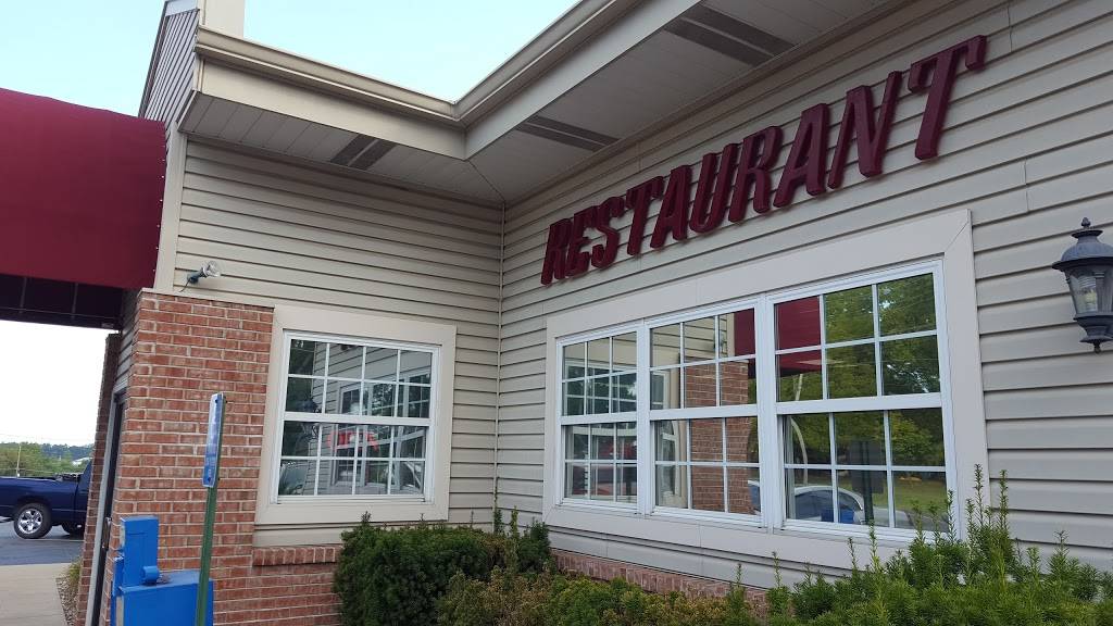 Landmark Restaurant | restaurant | 190 S Lincoln Dr, Troy, MO 63379, USA | 6365286831 OR +1 636-528-6831