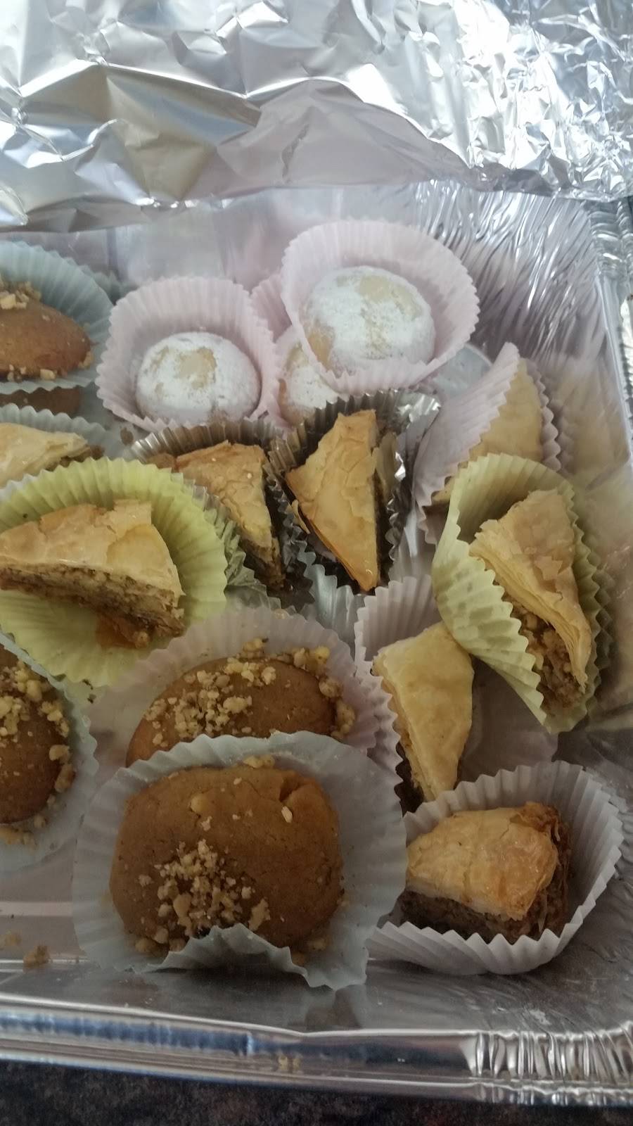 Nicholas Diner Inc | restaurant | 88 E Railway Ave, Paterson, NJ 07503, USA | 9732782556 OR +1 973-278-2556