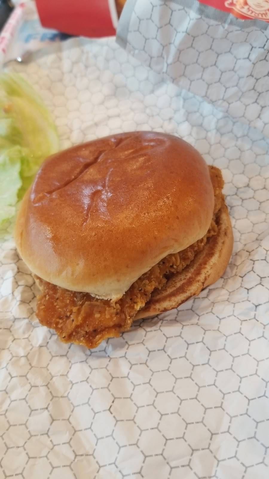 Wendys | restaurant | 12988 Middlebrook Road, Germantown, MD 20874, USA | 2409124068 OR +1 240-912-4068