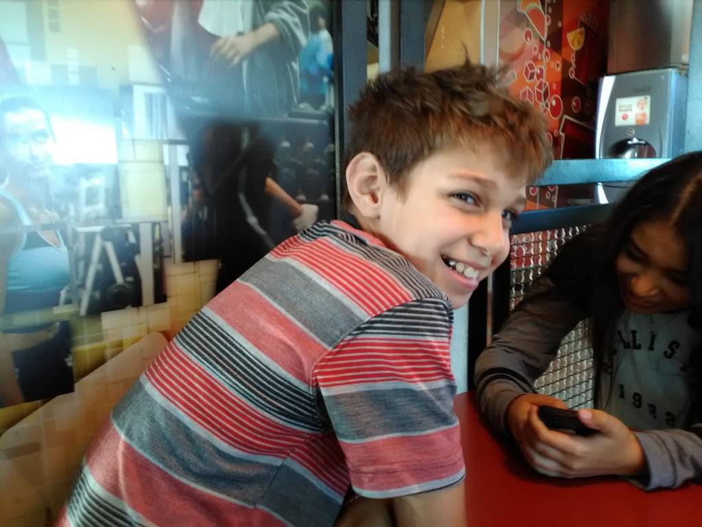 Jack in the Box | restaurant | 1951 Lander Ave, Turlock, CA 95380, USA | 2096345848 OR +1 209-634-5848