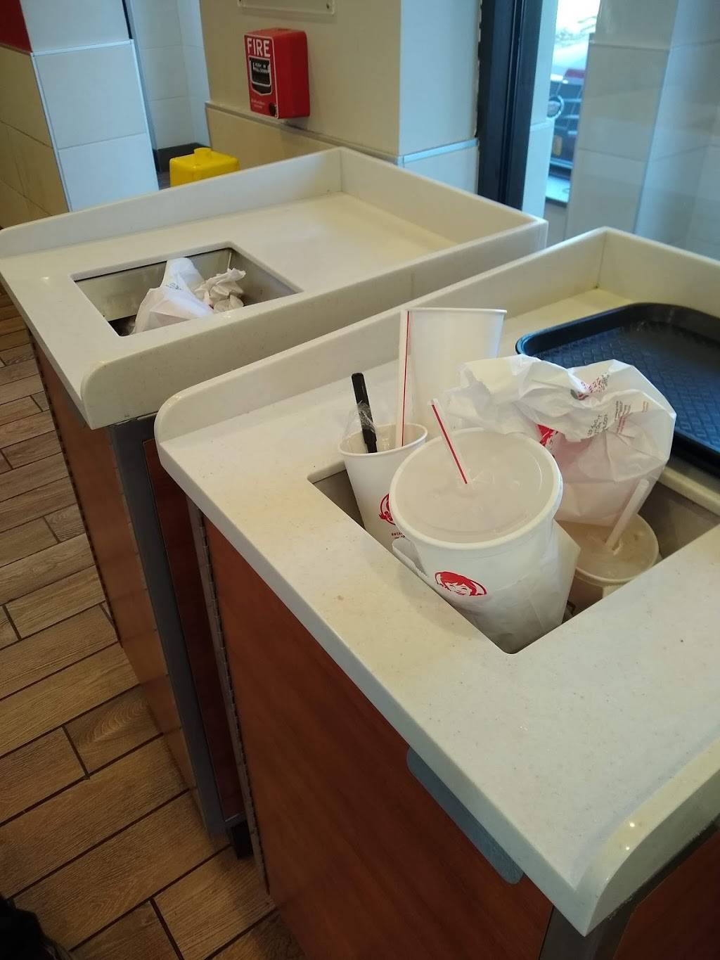 Wendys | restaurant | 3362 Main St, Buffalo, NY 14214, USA | 7168623511 OR +1 716-862-3511