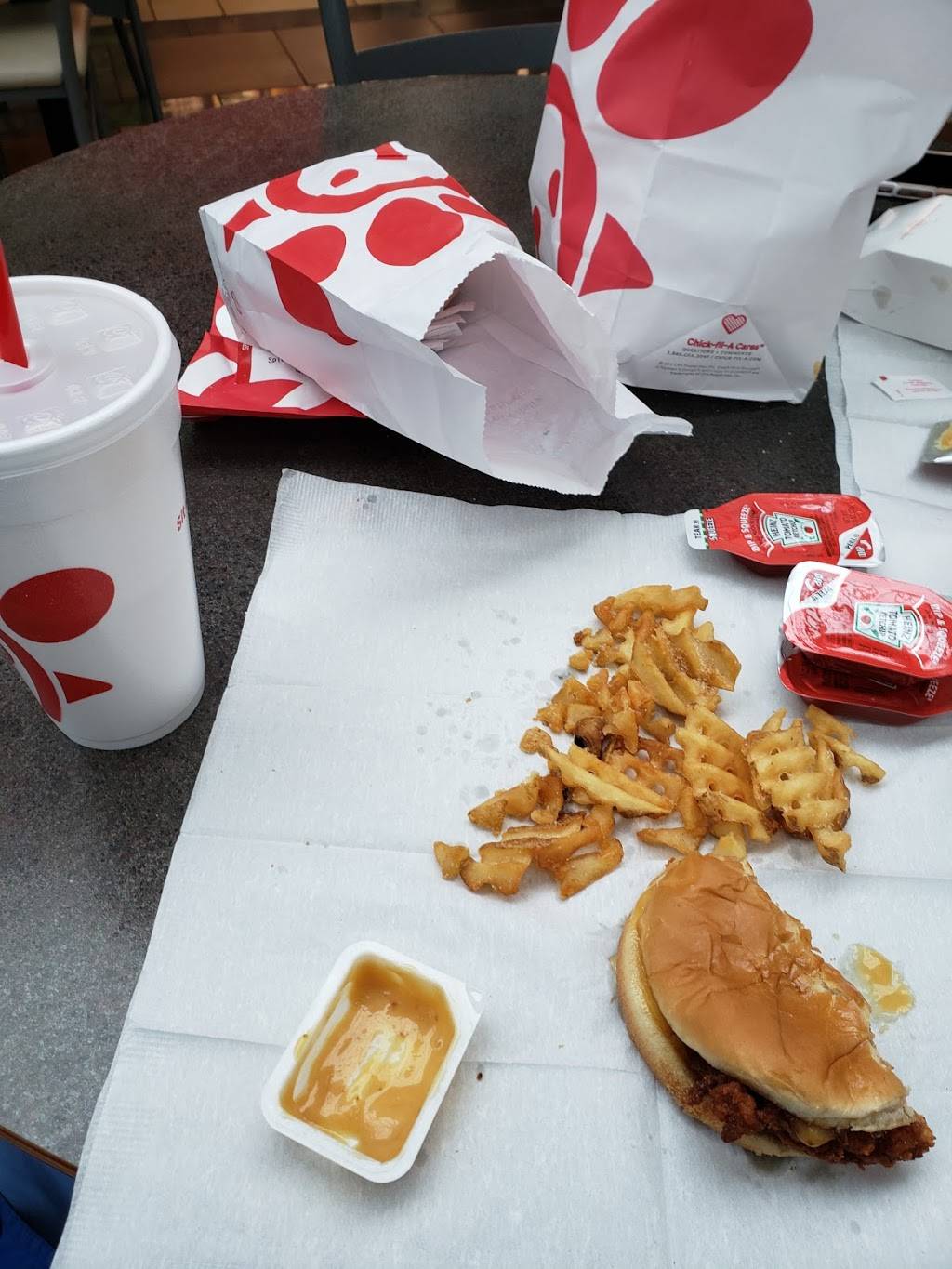 Chick-fil-A | restaurant | 7850 Mentor Ave Ste 870, Mentor, OH 44060, USA | 4409740084 OR +1 440-974-0084