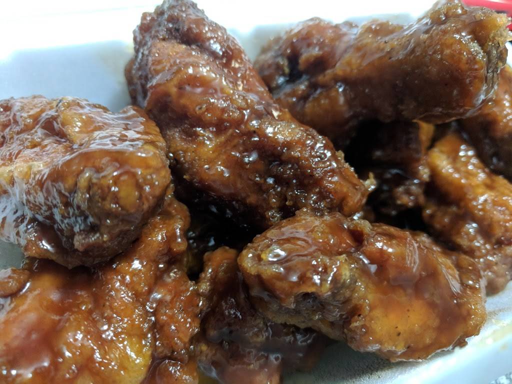 10 Buck Pizza Ingersoll | restaurant | 10 Bell St, Ingersoll, ON N5C 2N5, Canada | 5194853222 OR +1 519-485-3222