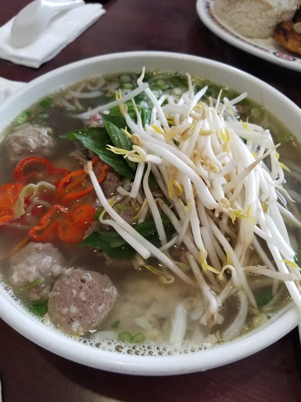 Pho Mi 99 | restaurant | 7916 Hurontario St, Brampton, ON L6Y 0P6, Canada | 9058619998 OR +1 905-861-9998