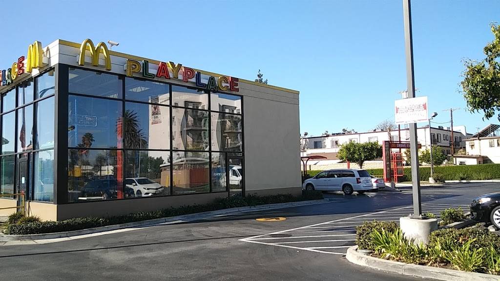 McDonalds | cafe | 7045 Van Nuys Blvd, Van Nuys, CA 91405, USA | 8187852490 OR +1 818-785-2490