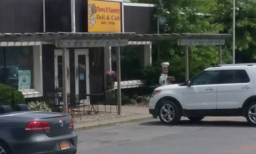 Town & Country Meat & Cheese | restaurant | 4755 NY-30, Amsterdam, NY 12010, USA | 5188422705 OR +1 518-842-2705